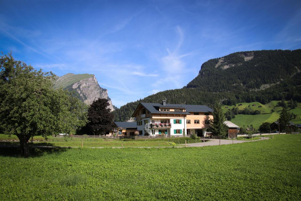 Haus Bergquell Appartement Au (Vorarlberg) Buitenkant foto